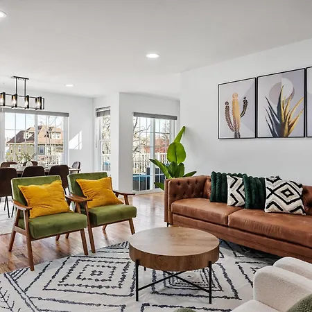 Nyc 20Min, Sleeps 10, Free Parking, Patio Appartement